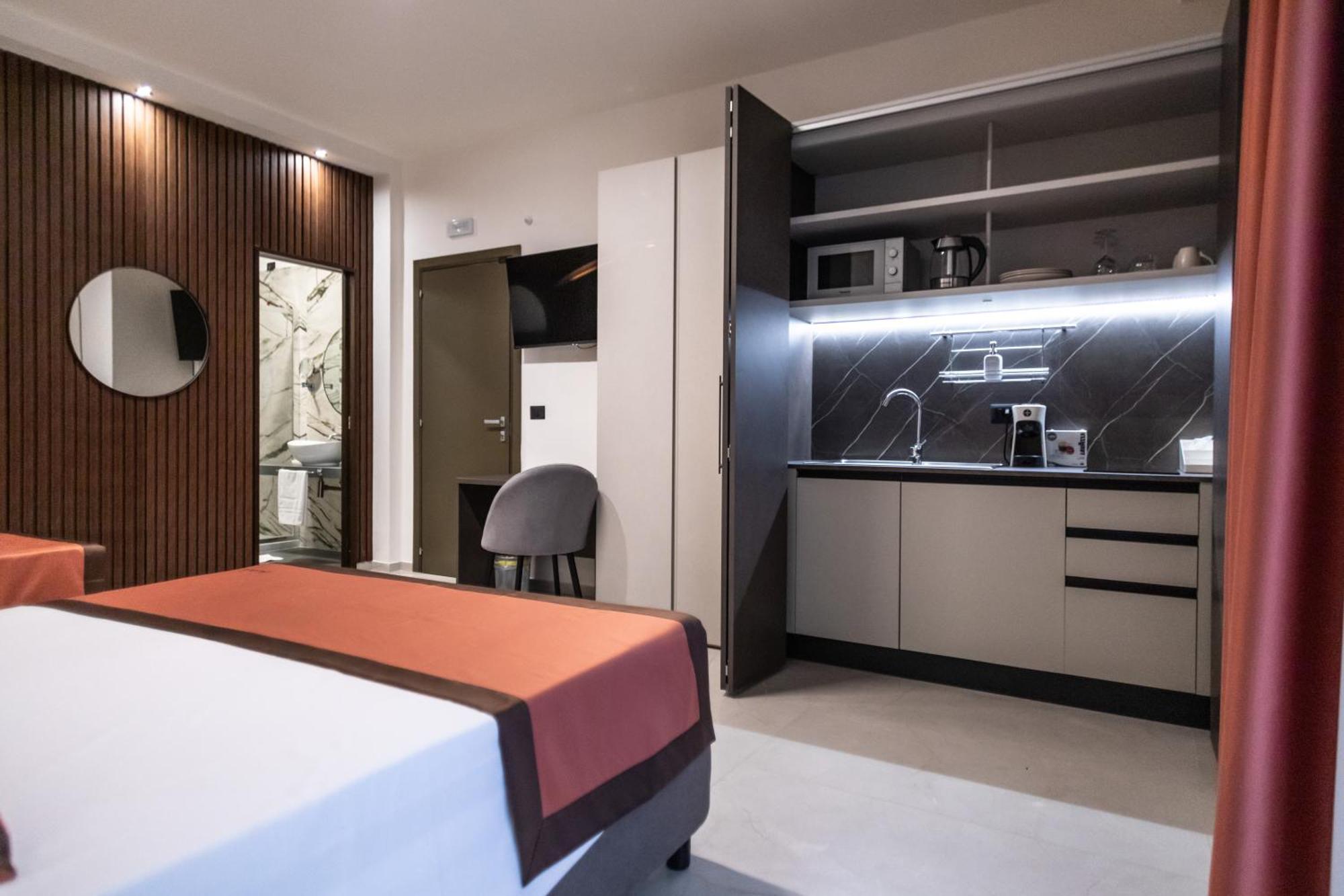 Ambrosia Room & Apartment Rossano Exterior photo
