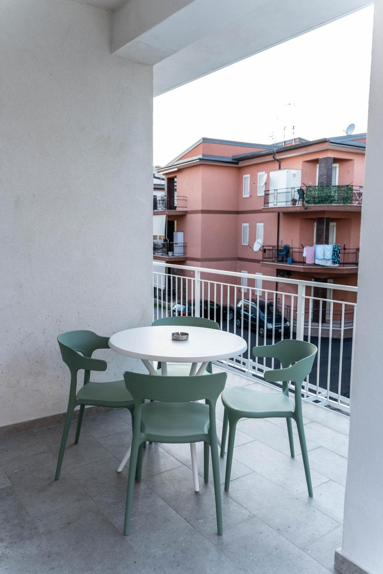 Ambrosia Room & Apartment Rossano Exterior photo